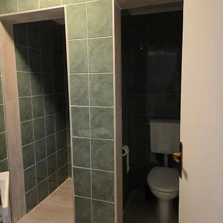 San, Svetosavska 15 *